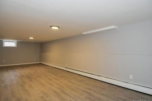 10 Cobblers Ct, Niantic CT  06357-1310 exterior