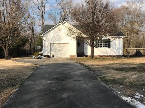 102 Riverfront Ln, Trenton, NC 28585-8183