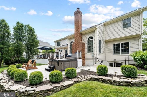 15520 Mellon Ct, Haymarket, VA 20169-6164