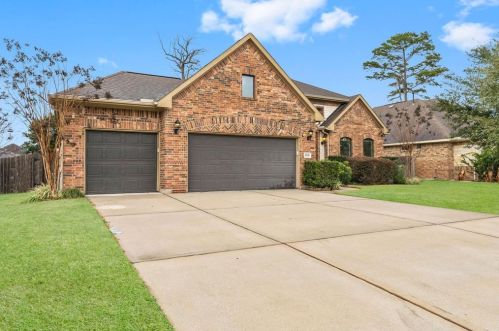 2042 Brodie Ln, Conroe TX  77301-7246 exterior