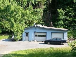 1067 Dry Creek Rd, Elizabethton, TN 37643-7800