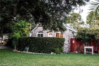2643 Manhattan Ave, Montrose, CA 91020-1301
