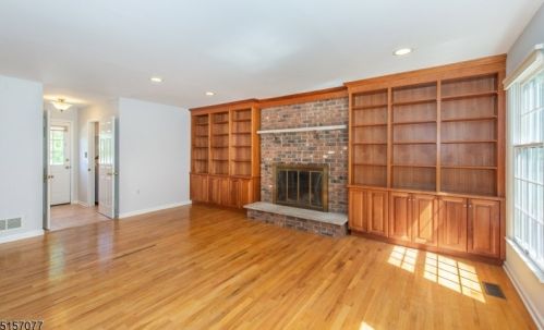 69 Lawrence Rd, Dover NJ  07869-3100 exterior