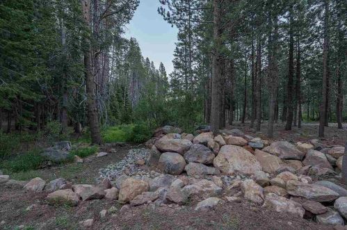 13521 Cristallina Way, Truckee CA  96161-7150 exterior