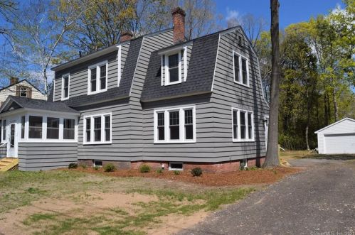 50 Sycamore St, Windsor, CT 06095-3026