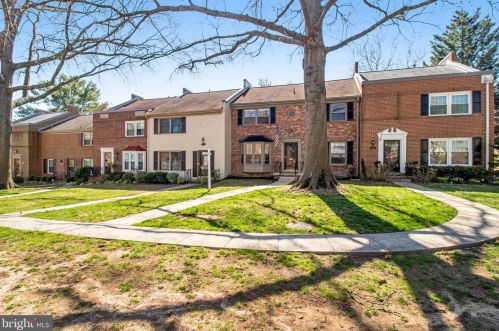 5940 Queenston St, Springfield VA  22152-1731 exterior