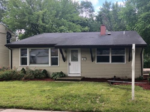 1530 Plymouth Cir, Carpentersville, IL 60110-2408