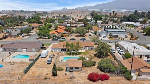 20101 Camino Del Sol, Riverside CA  92508-2423 exterior