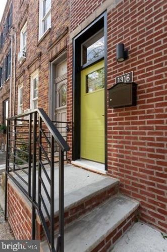 1316 Ellsworth St, Philadelphia PA  19147-4416 exterior