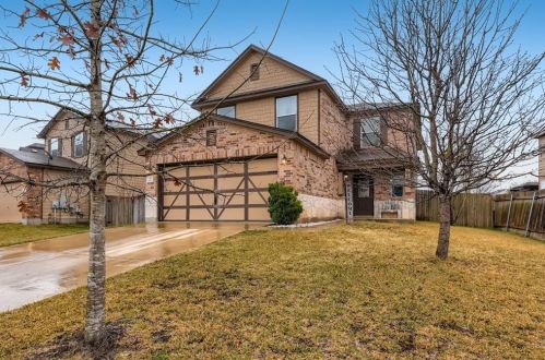 442 New Bridge Dr, Uhland TX  78640-5581 exterior