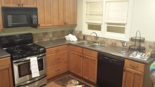 1802 Willow Rd, Carrollton TX 75006-3735 exterior