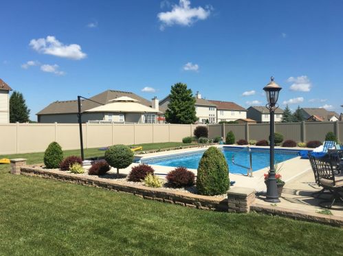 9660 Lee Pl, Crown Point, IN 46307-7457