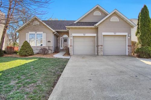4635 Camellia Pl, Alton, IL 62002-7150