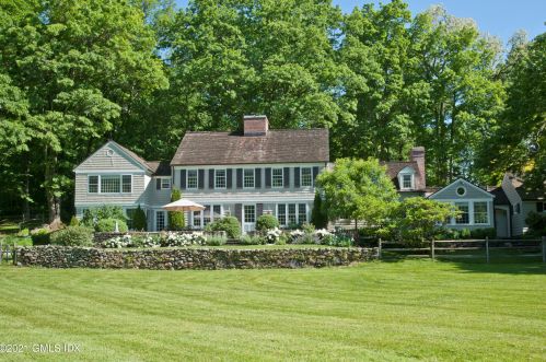 610 Round Hill Rd, Greenwich, CT 06831-2725