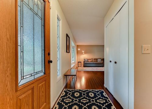 1810 Evergreen Ct, Saint Paul MN  55125-2301 exterior