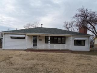 1205 Clay St, Hoisington, KS 67544-1519