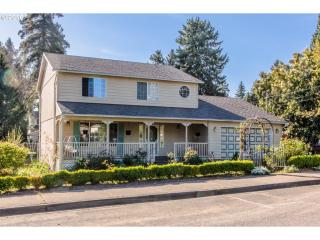 11353 Wood Ave, Portland, OR 97222-4566