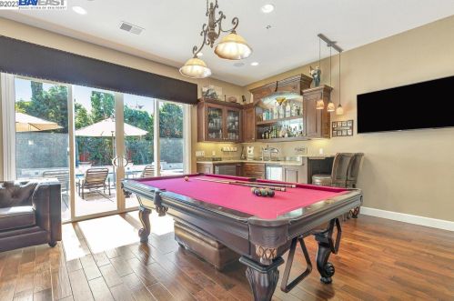 695 Trinity Hills Ln, Livermore, CA 94550-7076