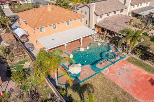 11440 Arizona Ave, Riverside CA  92503-8811 exterior