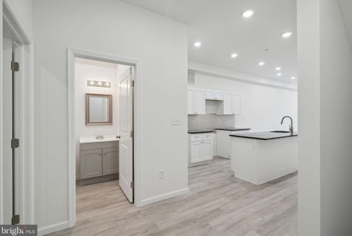 2543 11 St, Philadelphia PA  19133-1413 exterior