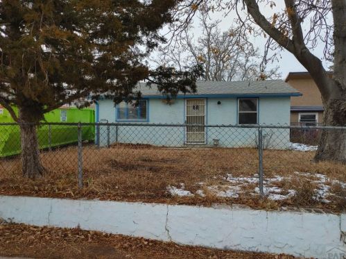 539 Cactus St, Pueblo, CO 81005-1425