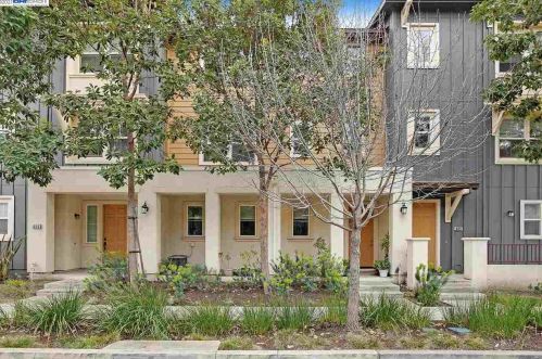 687 Macabee Way, Hayward, CA 94541-4385