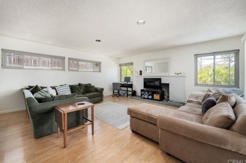 205 Albert Dr, San Luis Obispo, CA 93405-1924
