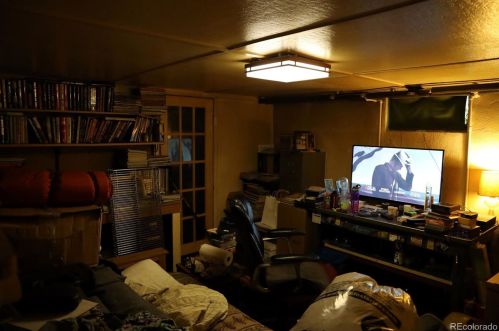 3060 Bannock St, Englewood CO 80110-1521 exterior