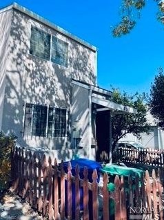 891 Bissell Ave, Richmond, CA 94801-3153