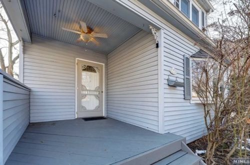 90 Park Ave, Cresskill, NJ 07626-1519