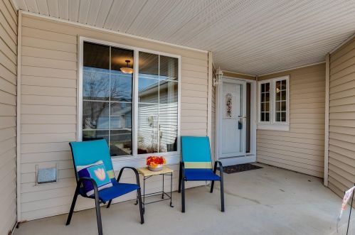 17246 Deerfield Dr, Prior Lake, MN 55372-3387