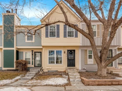 1621 Idalia Cir, Aurora CO  80017-5087 exterior