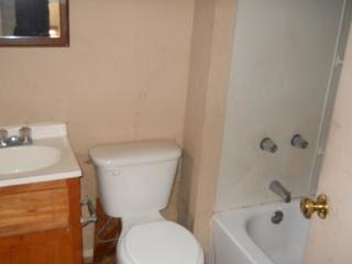 1450 West Ave, Springfield MO  65802-1349 exterior