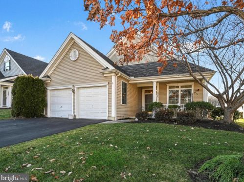 1805 Angelica Dr, Lancaster, PA 17601-4636
