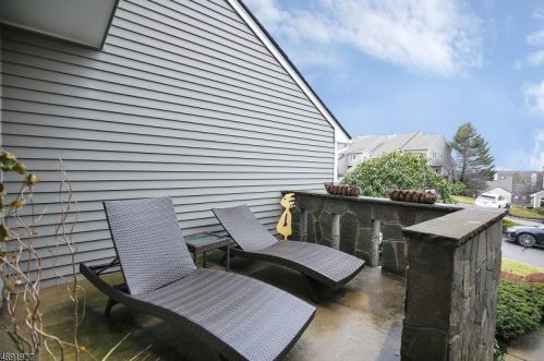 23 Bayowski Rd, Town Center, NJ 07052-2152