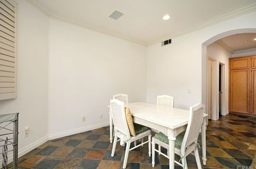 15 Salton, Irvine CA  92602-2425 exterior