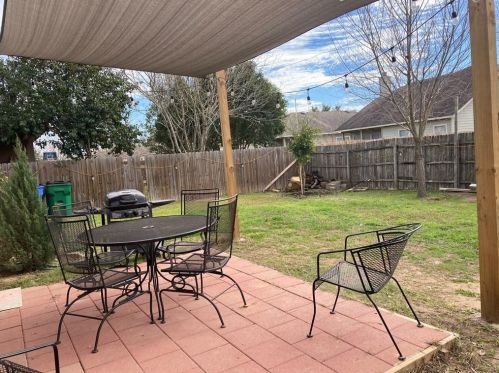 11409 Hereford St, Webberville TX  78653-5021 exterior