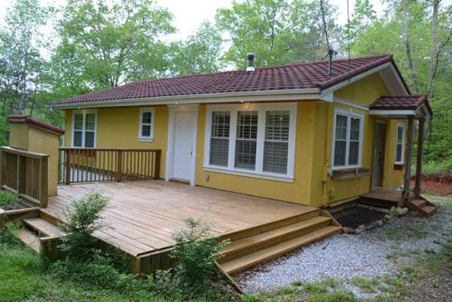 260 Calvary Dr, Otto, NC 28763-9346