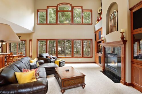 4766 Cumberland St, Saint Paul MN  55126-6061 exterior