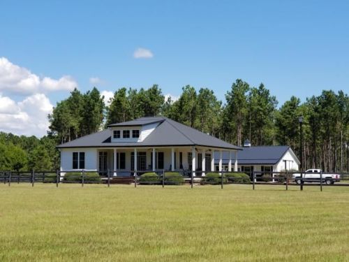 165 Walking Horse Ln, Pineville, SC 29468-3487