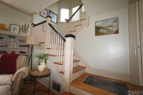 368 Middlesex Ave, Metuchen NJ  08840-1536 exterior