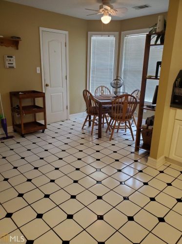 5 Arbor Cove Dr, Stockbridge GA  30281-6440 exterior