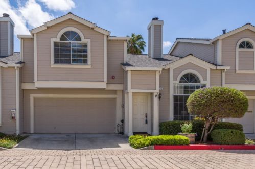 1117 Phyllis Ave, Mountain View, CA 94040-3129