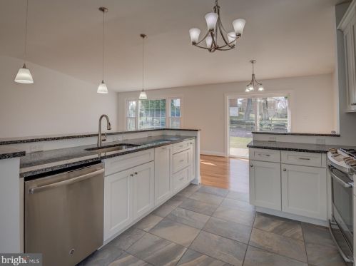 13309 Foxhall Dr, Silver Spring MD exterior