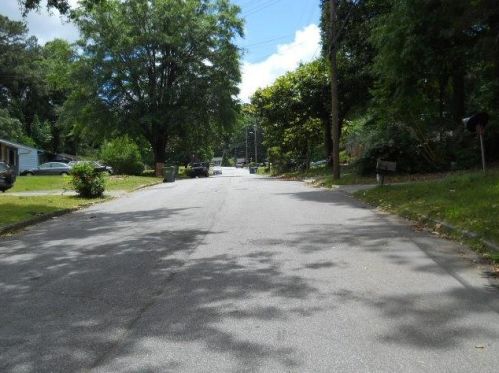 478 Fairlock Ln, Atlanta GA  30331-1520 exterior