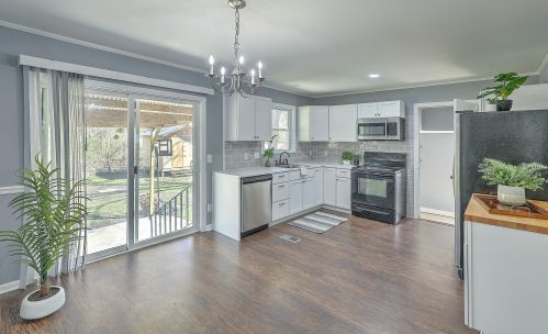 104 Cornell Dr, Ladson SC  29456-6212 exterior