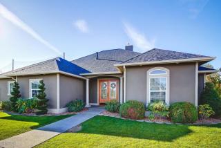 8816 Braeburn Loop, Yakima, WA 98903-9668