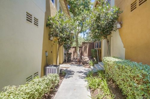 717 Caminito Valiente, Chula Vista CA  91911-6971 exterior