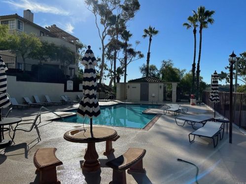 3573 Paseo De Los Californianos, Oceanside CA  92056-4154 exterior