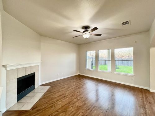 12013 Bastrop St, Webberville TX  78653-4952 exterior